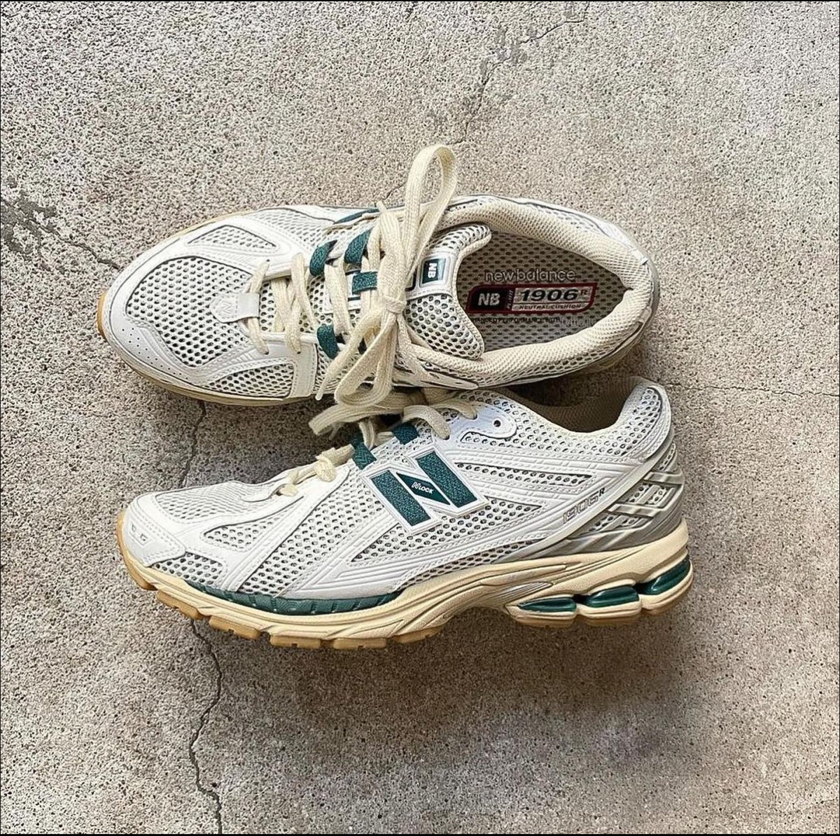 New Balance 1906 White Green