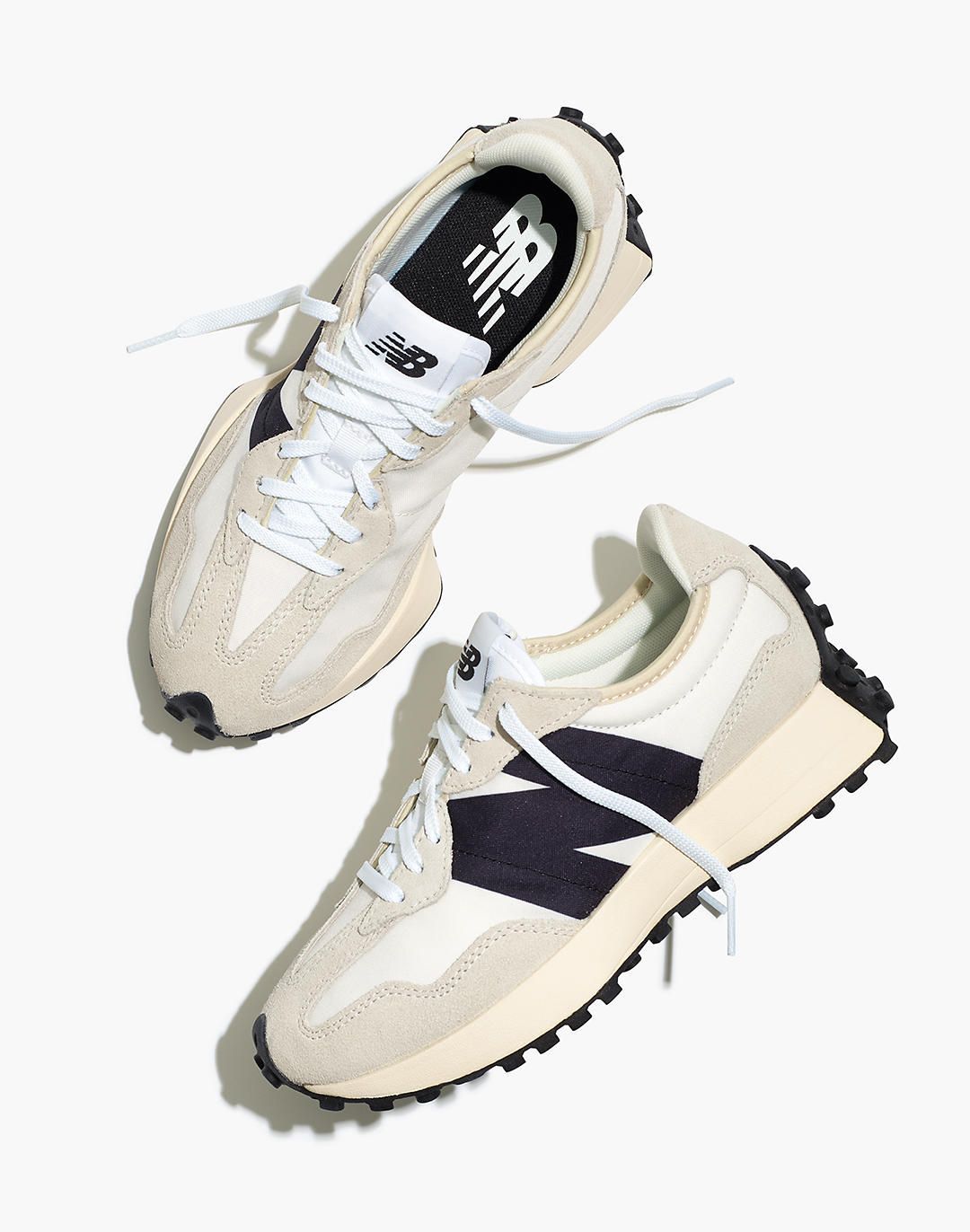 New Balance 327 White Black
