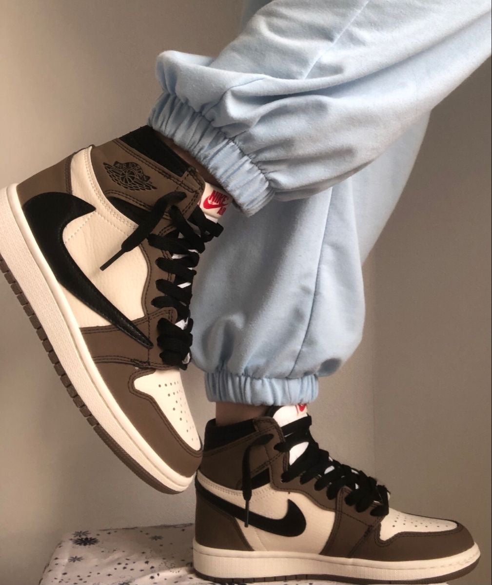 Nike Air Jordan 1 Travis Scott Mocha