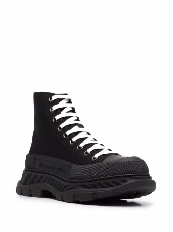 Alexander McQueen Tread Slick in Black