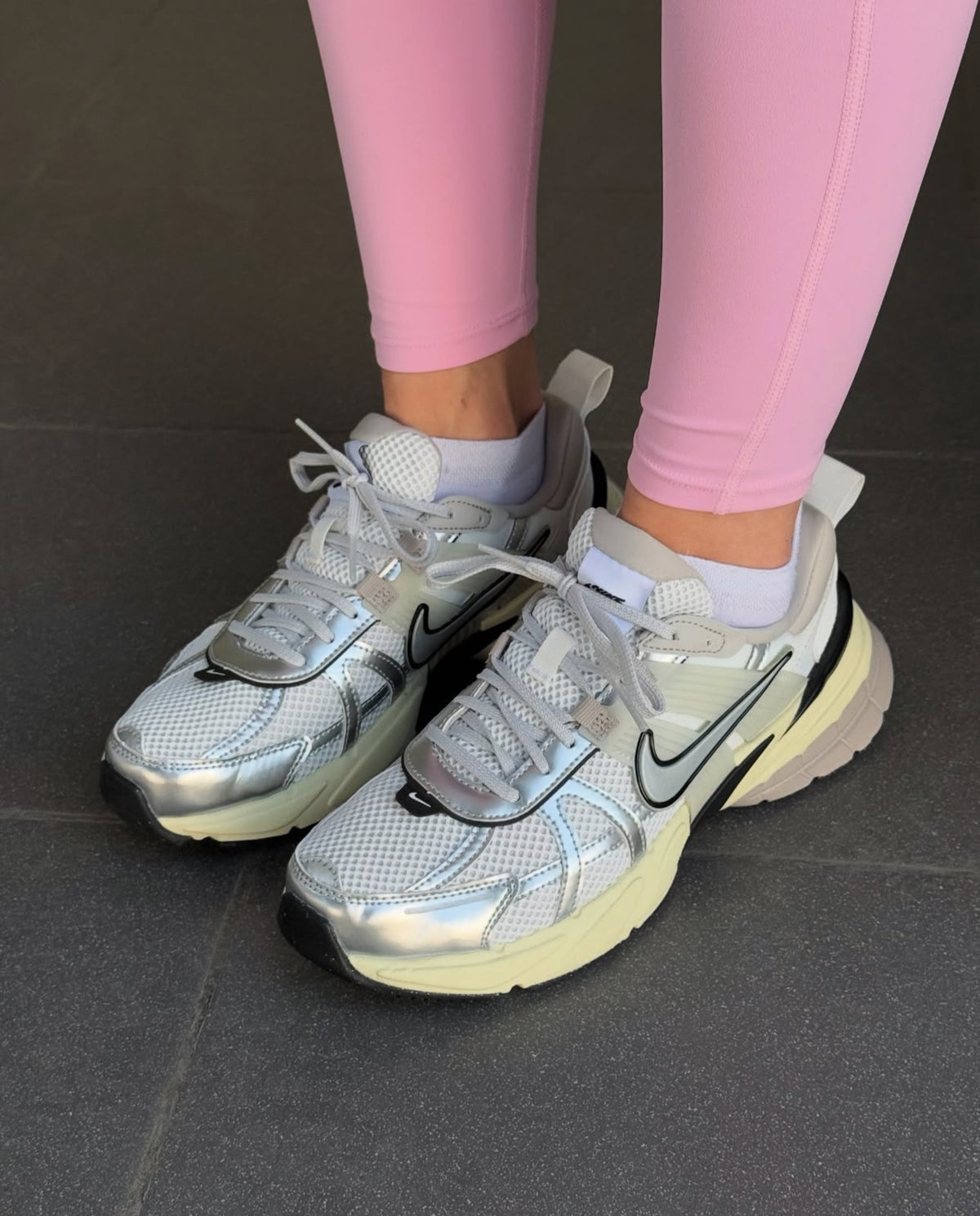 Nike Vomero White Metallic