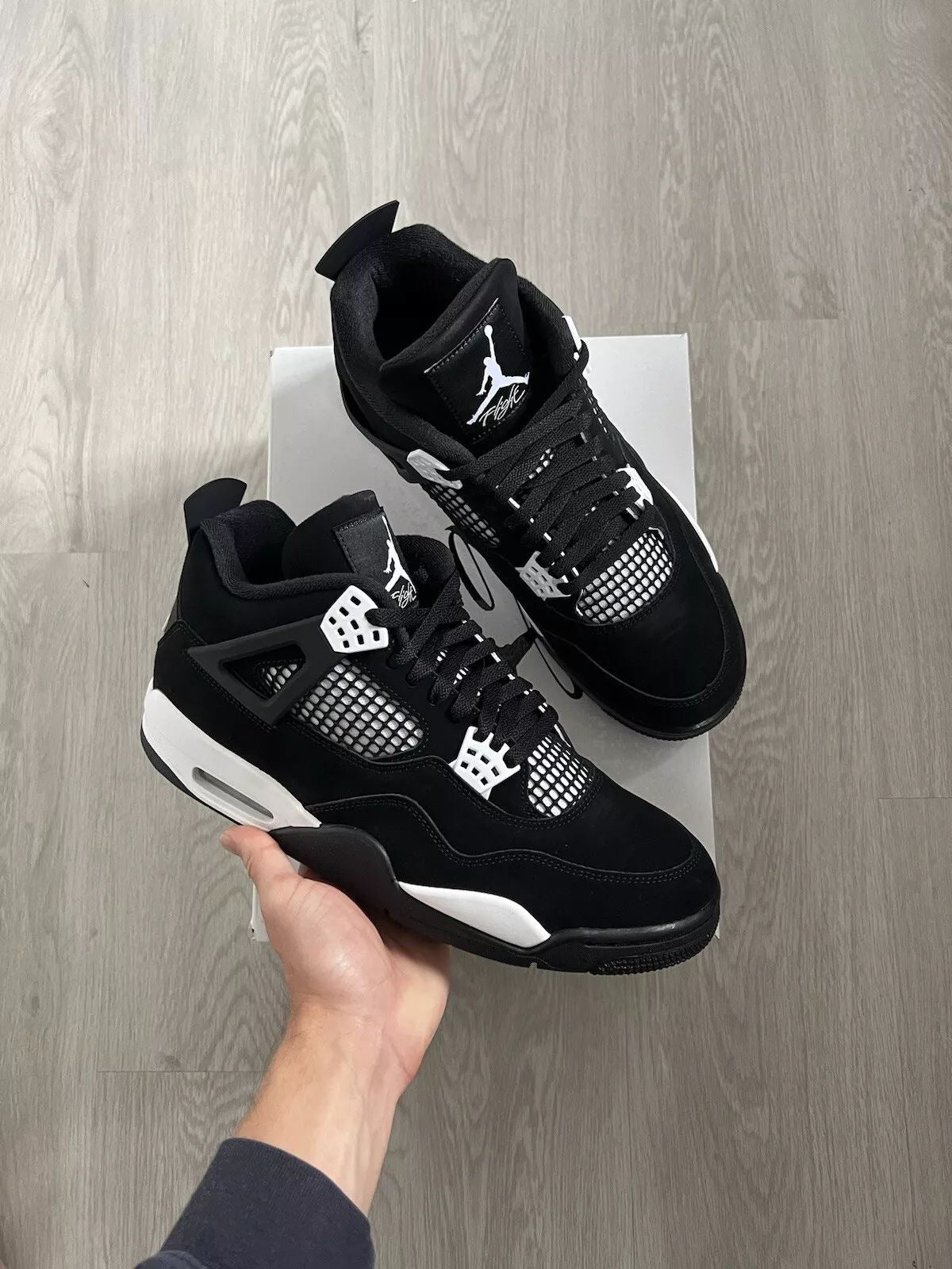 Nike Air Jordan 4 White Thunder