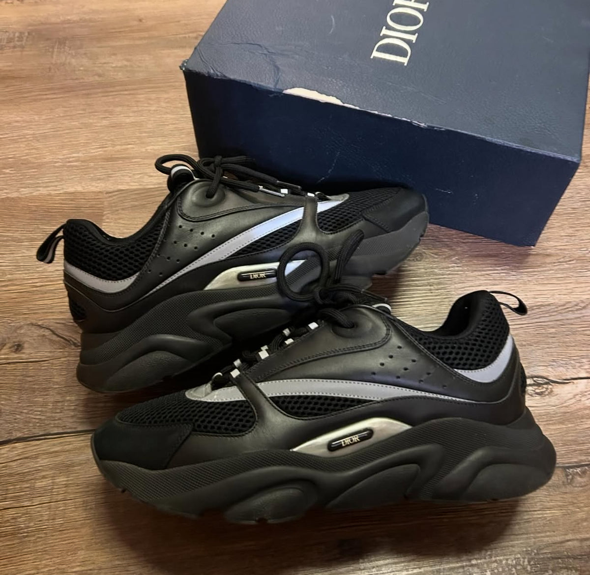 Dior B22 Black Reflective
