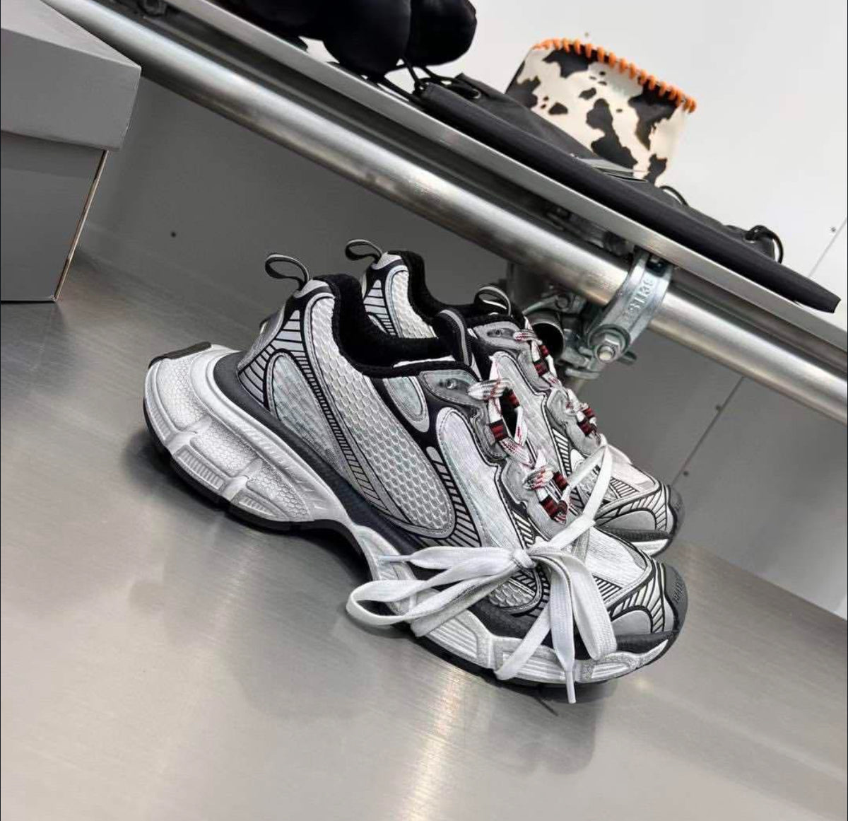 Balenciaga 3XL White Silver Red