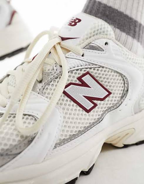 New Balance 530 Sea Salt Mercury Red