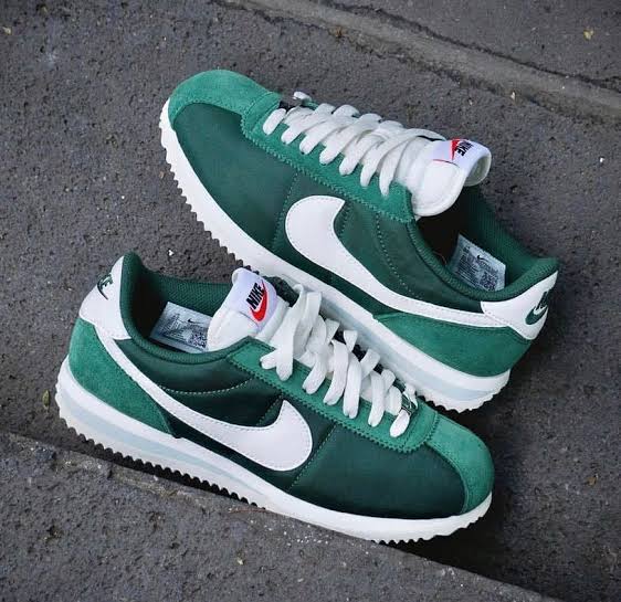 Nike Cortez Fir Green