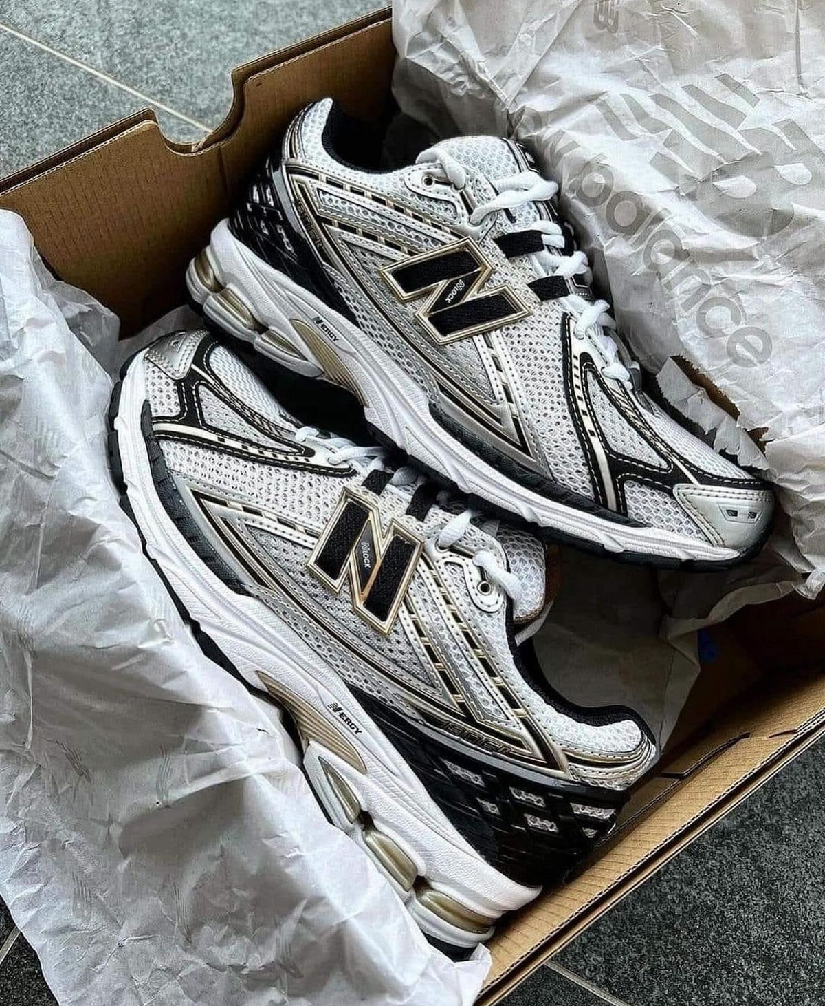 New Balance 1906 Beige