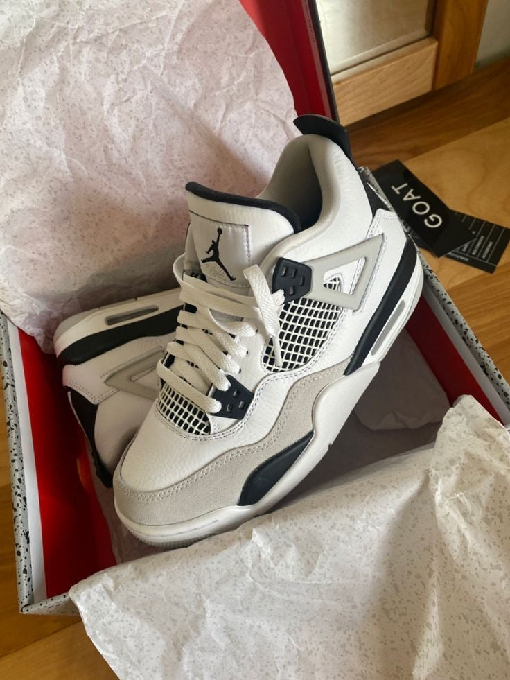 Nike Air Jordan 4 Military White