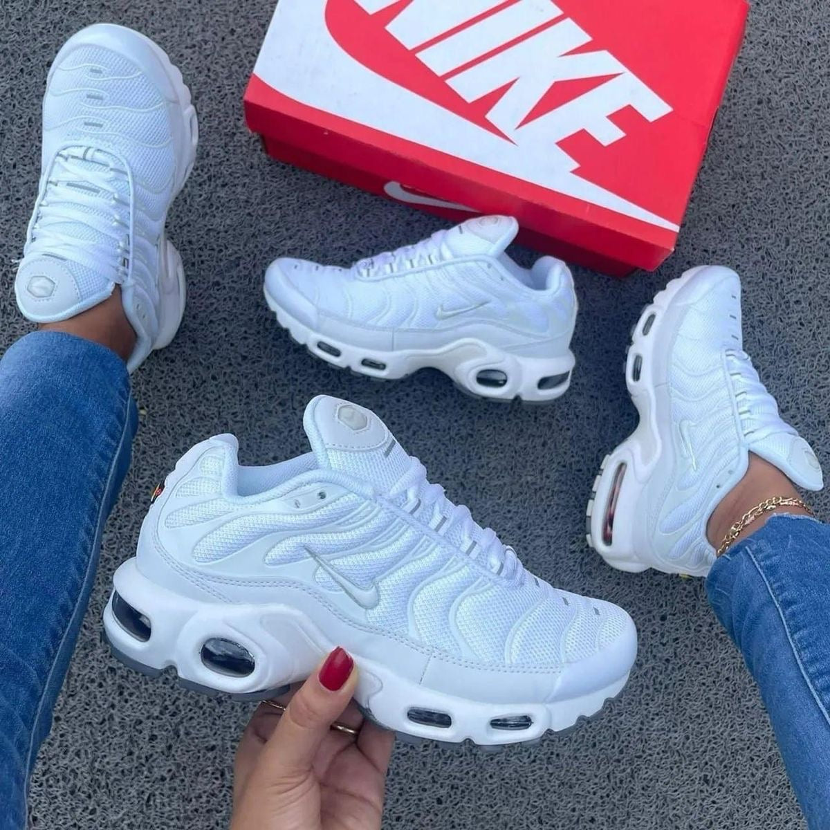 Nike Air Max TN Plus White