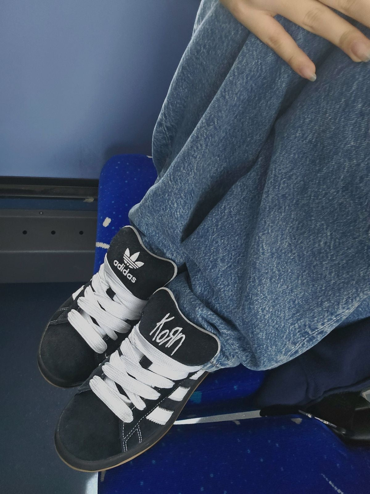 Adidas Campus 00s Korn