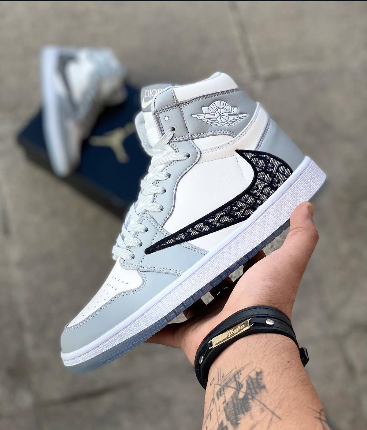 Nike Air Jordan 1 Dior Travis Scott