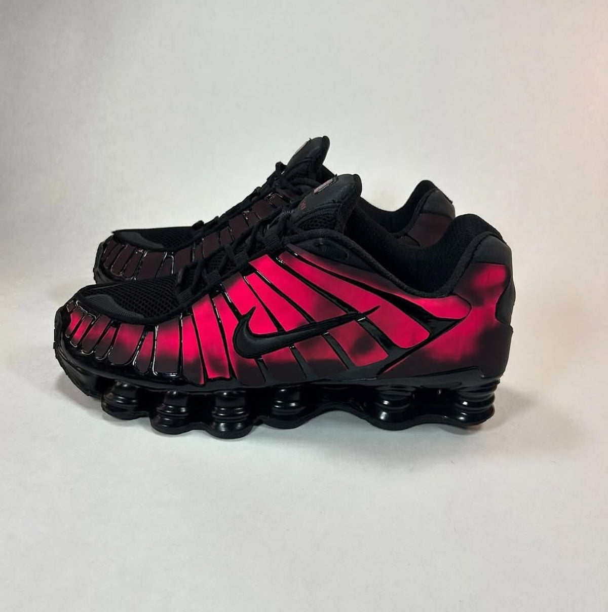 Nike Shox Thermoreactive Red