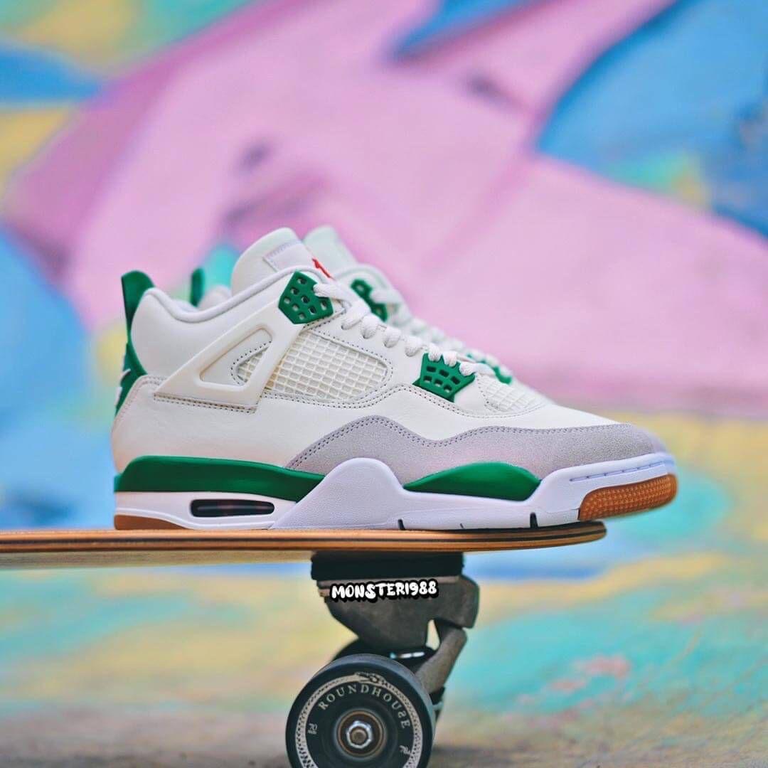 Nike Air Jordan 4 SB Pine Green