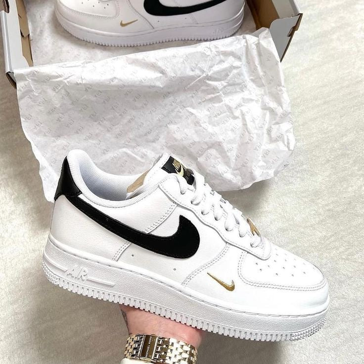 Nike Air Force 1 White Black Gold