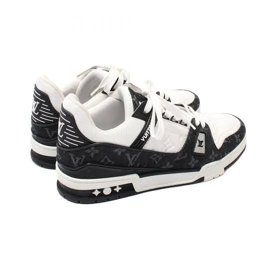 Louis Vuitton Sneaker Black White