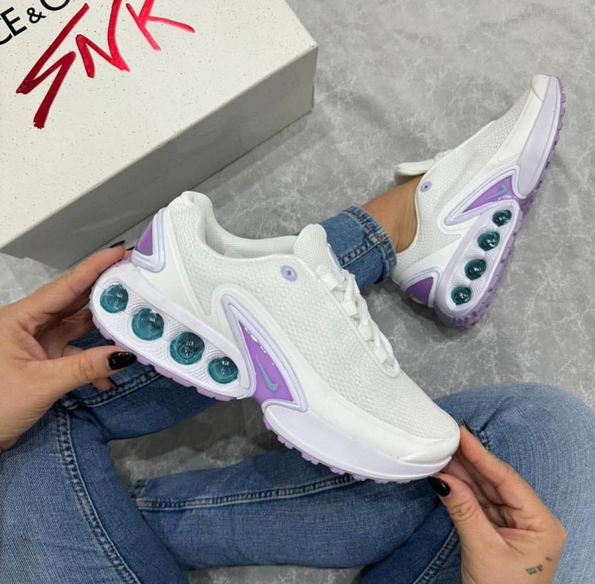 Nike Air Max DN White Purple