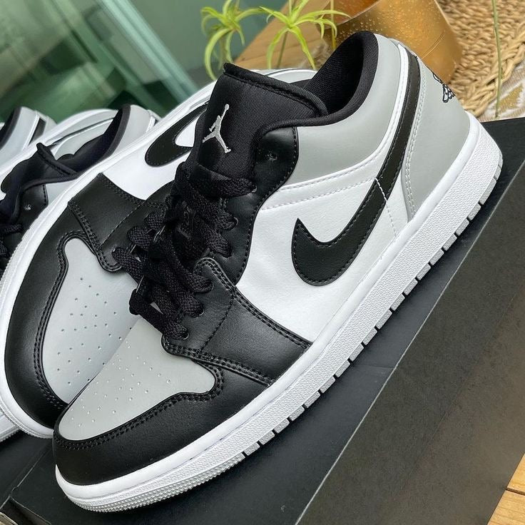 Nike Air Jordan 1 Low Light Smoke