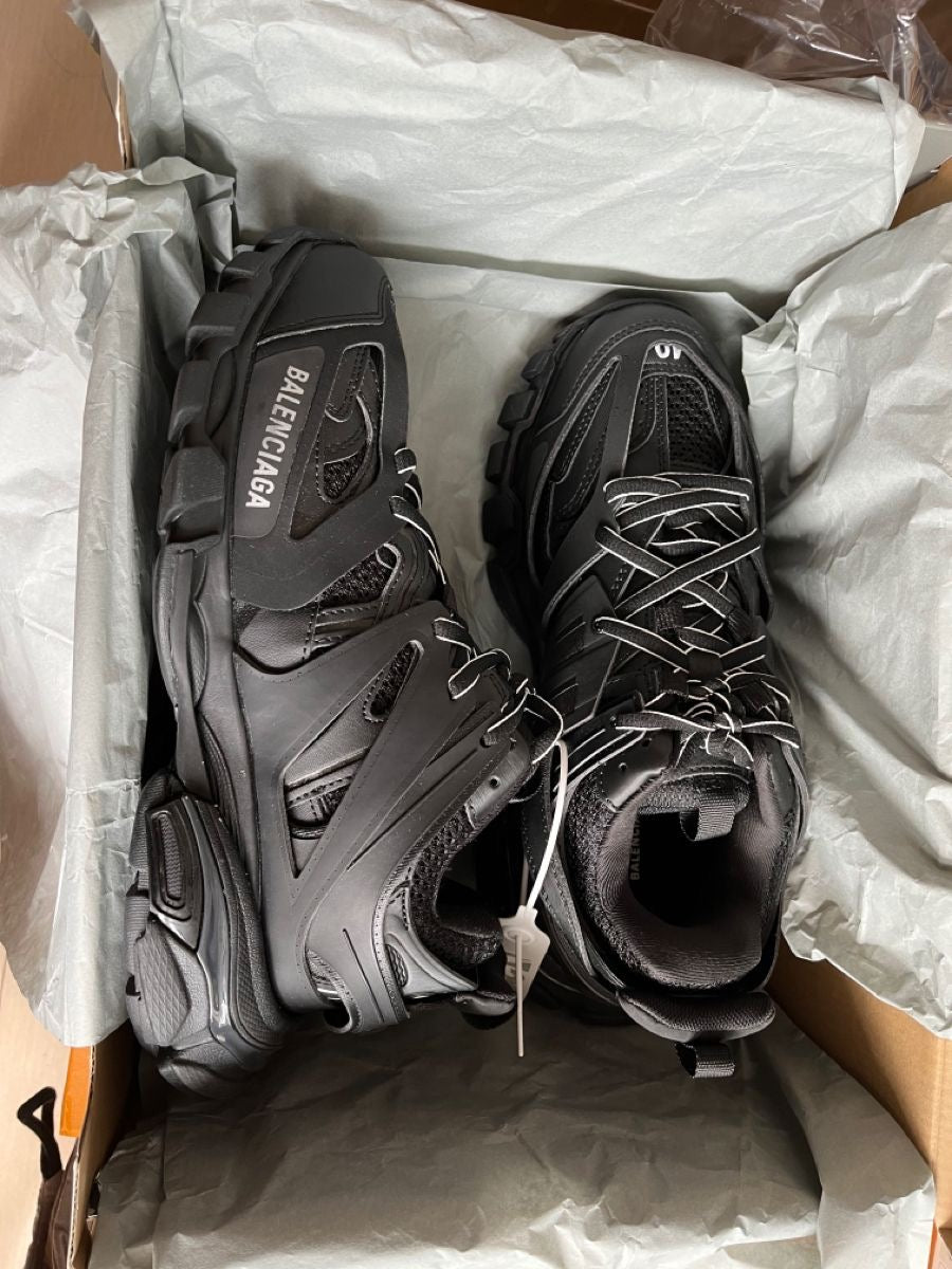 Balenciaga Track Black