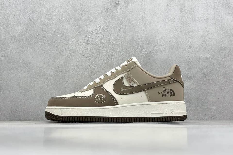 Nike Air Force 1 x the North Face