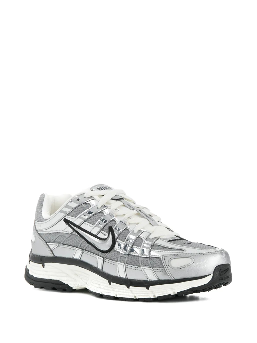 Nike P 6000 in Metallic Silver