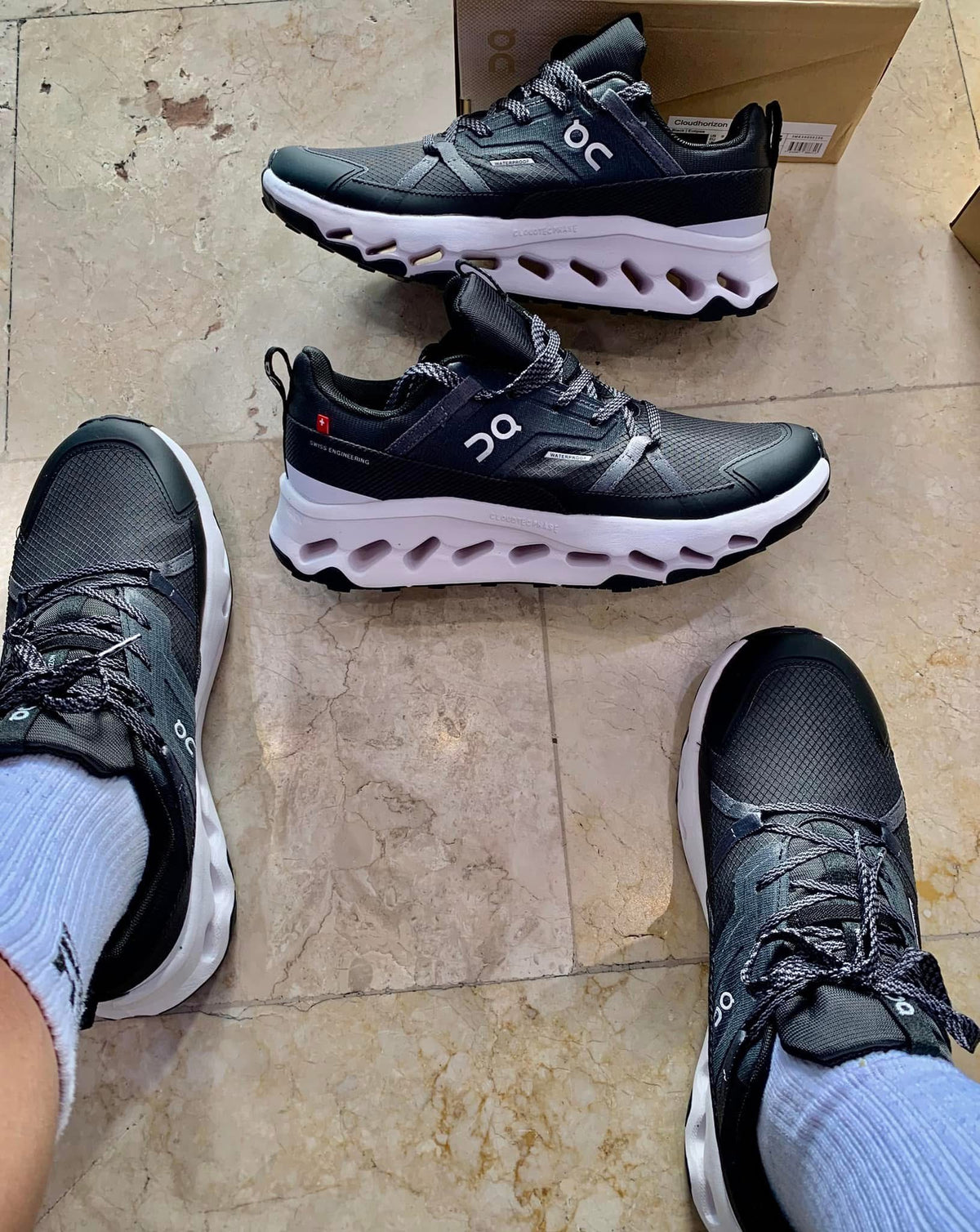 On Running Cloud Runner 2 Black White