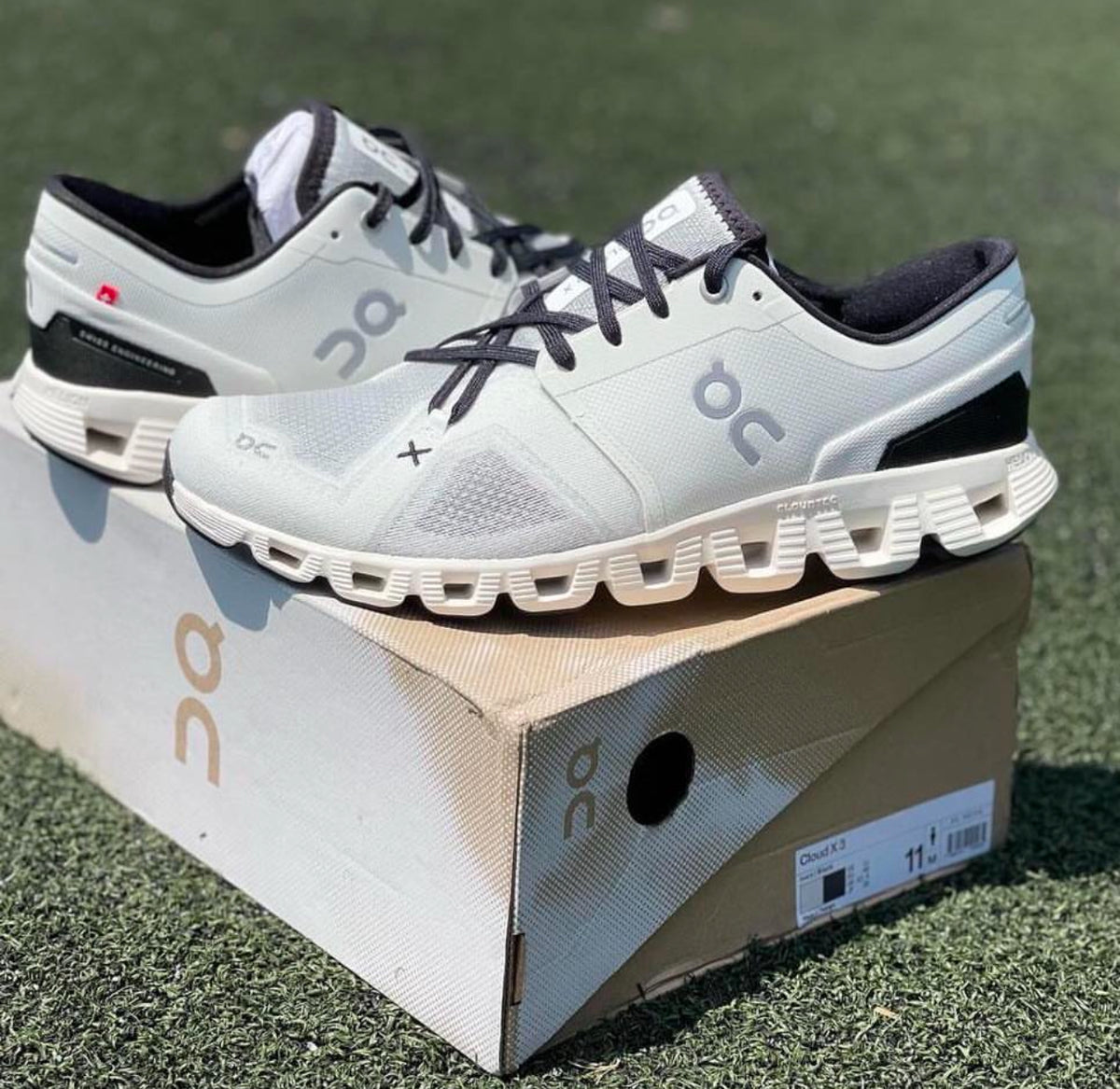 On Running Cloud X3 White Black 1