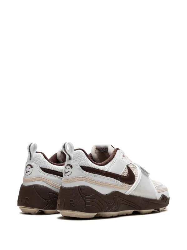Nike Zoom Field Jaxx x Travis Scott Sneakers