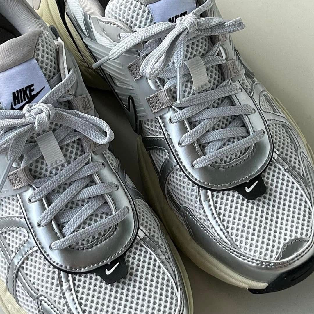 Nike Vomero White Metallic