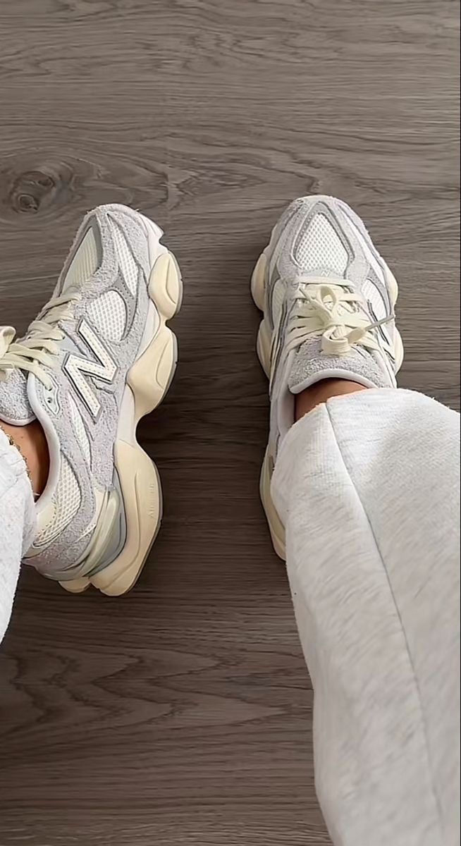 New Balance 9060 Grey