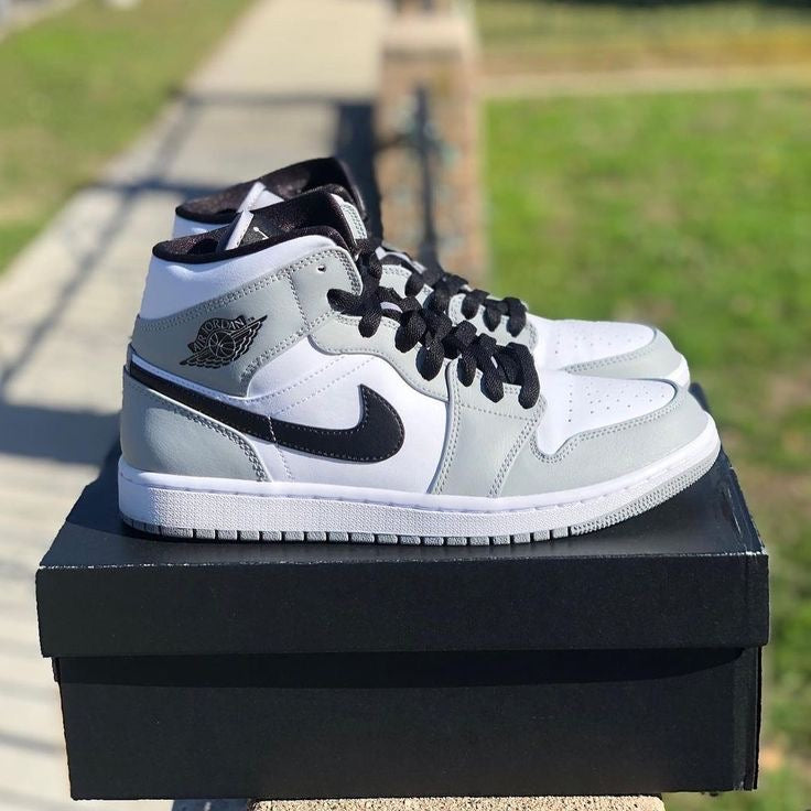 Nike Air Jordan 1 Smoke