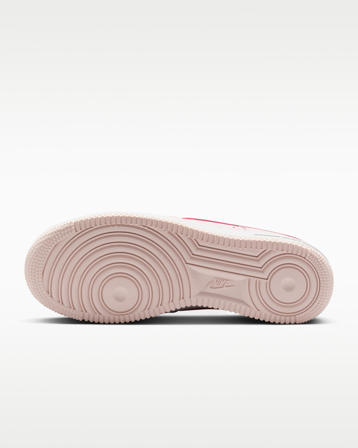 Nike Air Force 1 07 Valentines Day