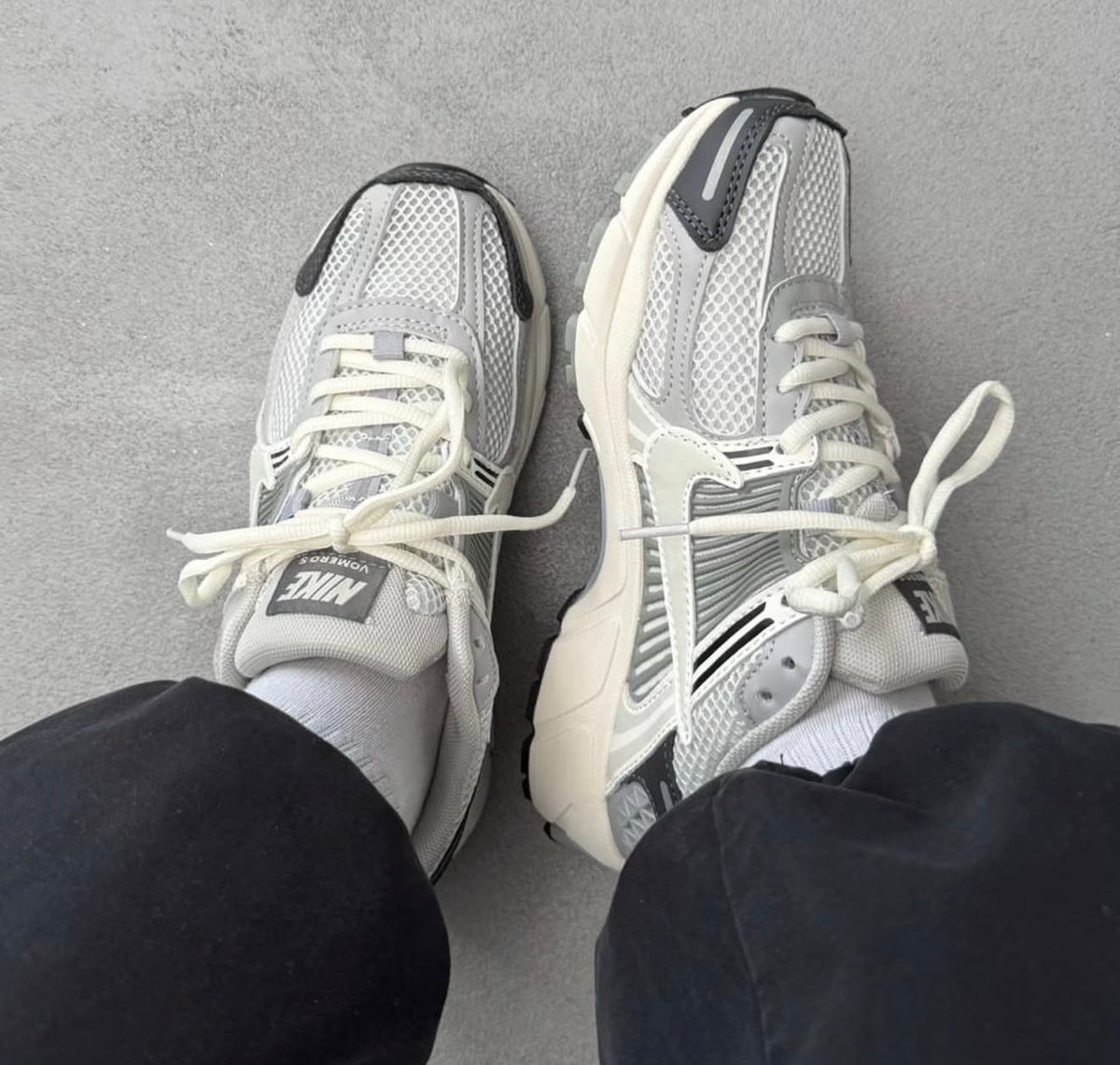 Nike Vomero White Grey