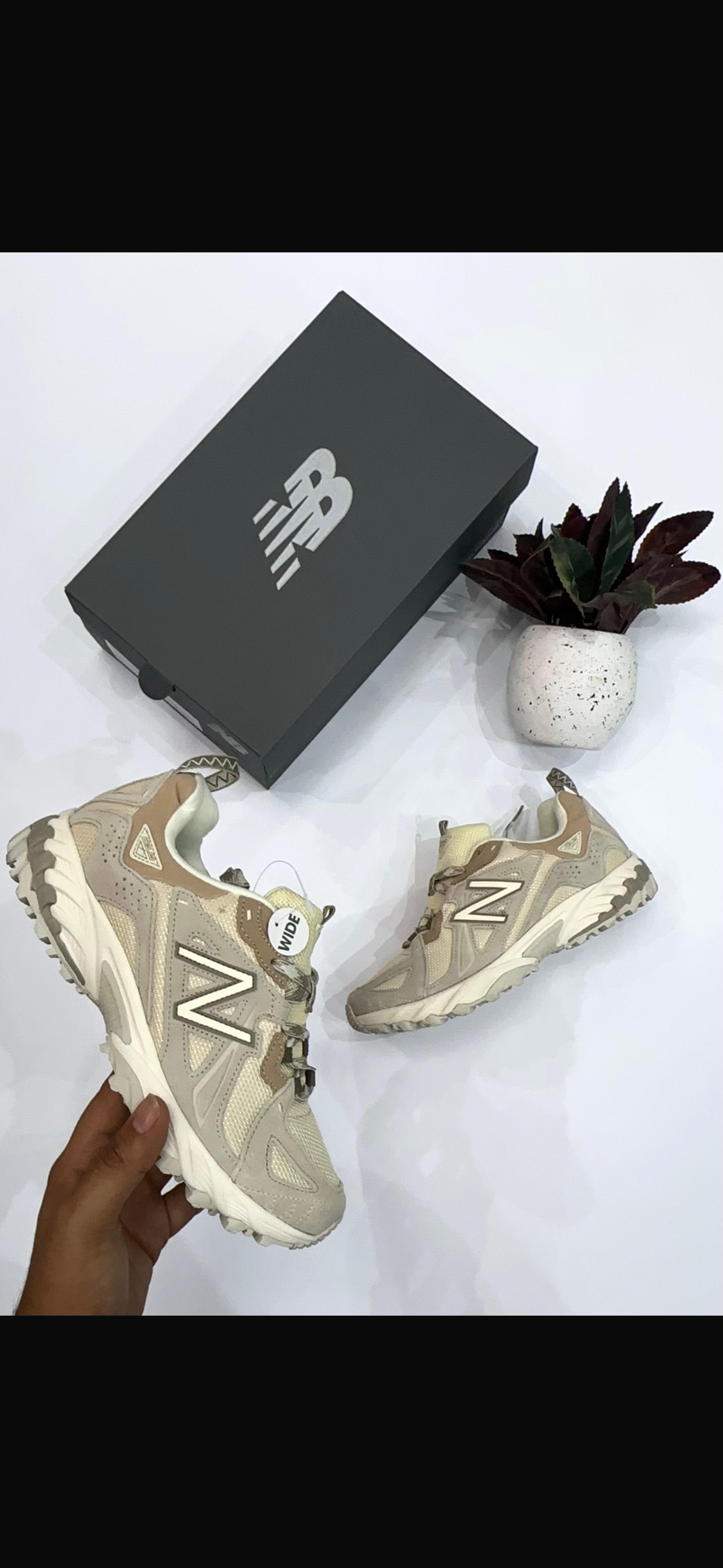 New Balance 610 Cafe