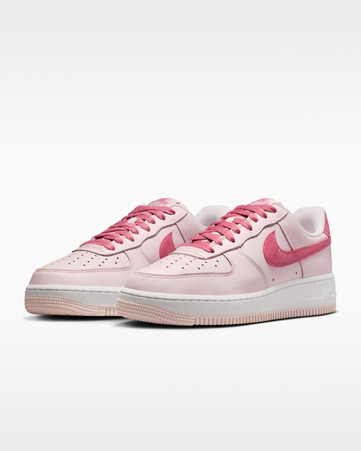 Nike Air Force 1 07 Valentines Day