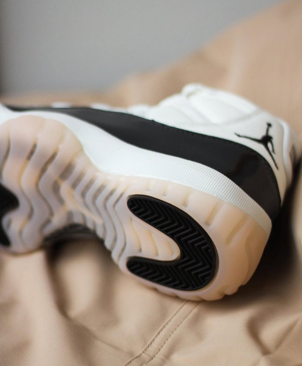 Nike Air Jordan 11 White