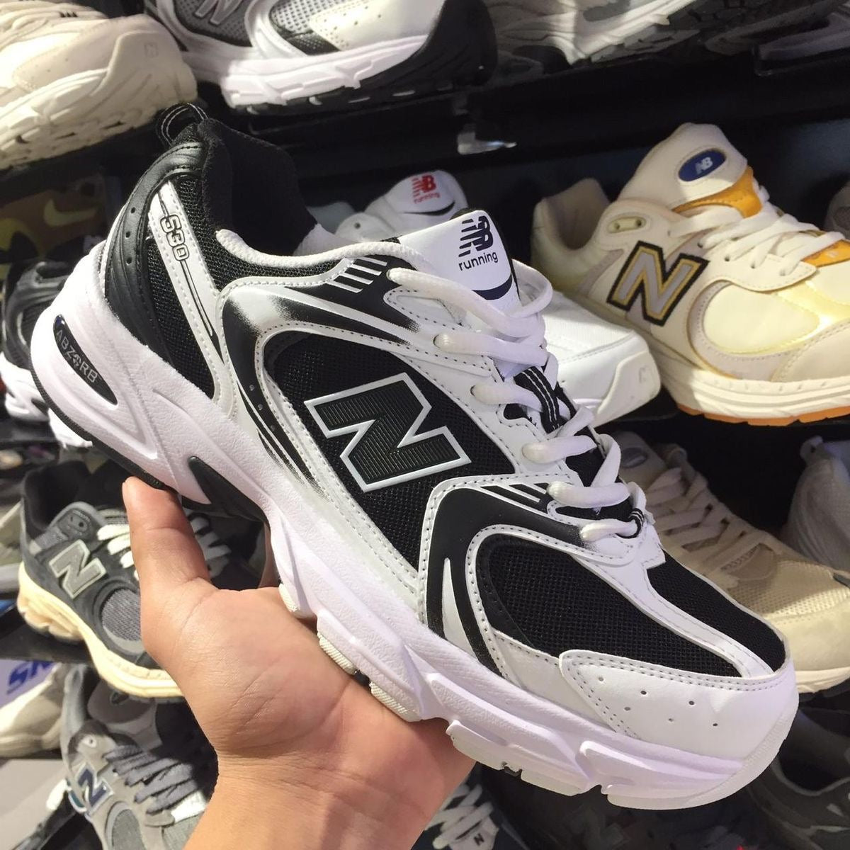 New Balance 550 Black White