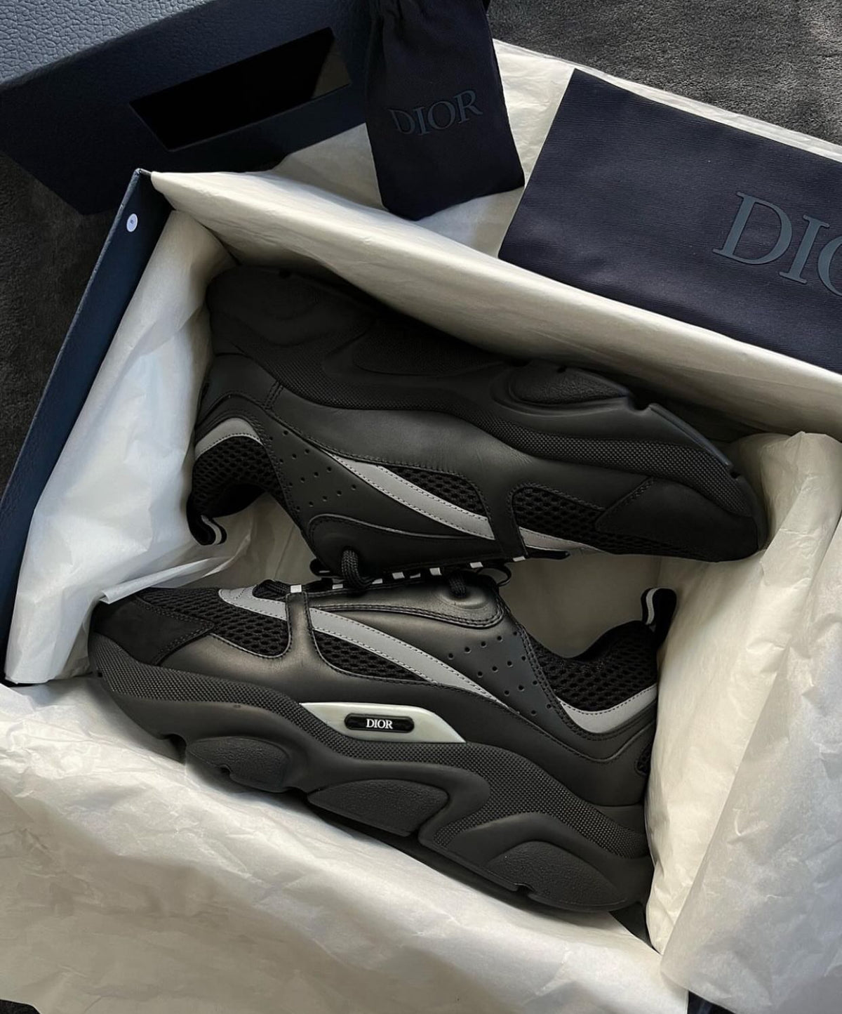 Dior B22 Black Reflective