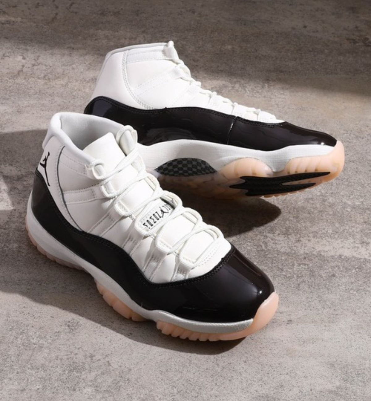 Nike Air Jordan 11 White