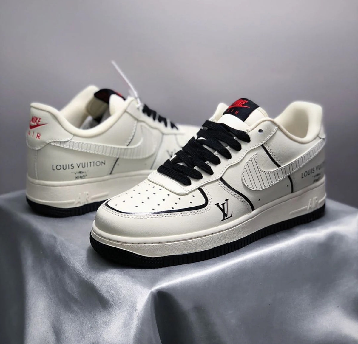 Nike Air Force LV8