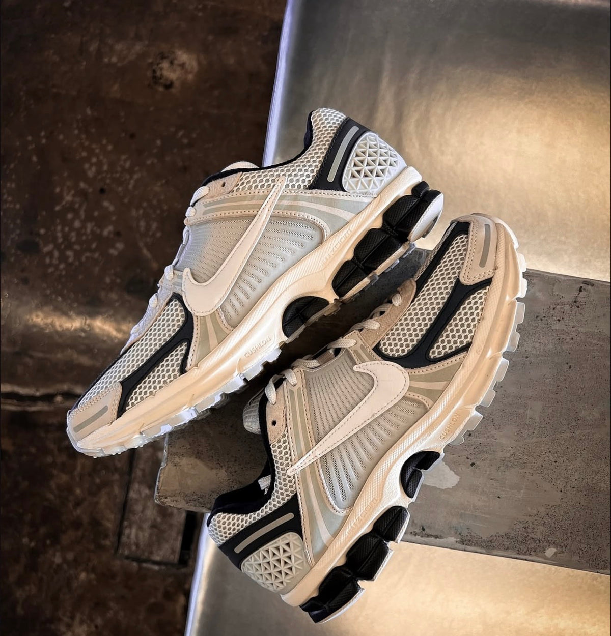Nike Vomero 5 Supersonic