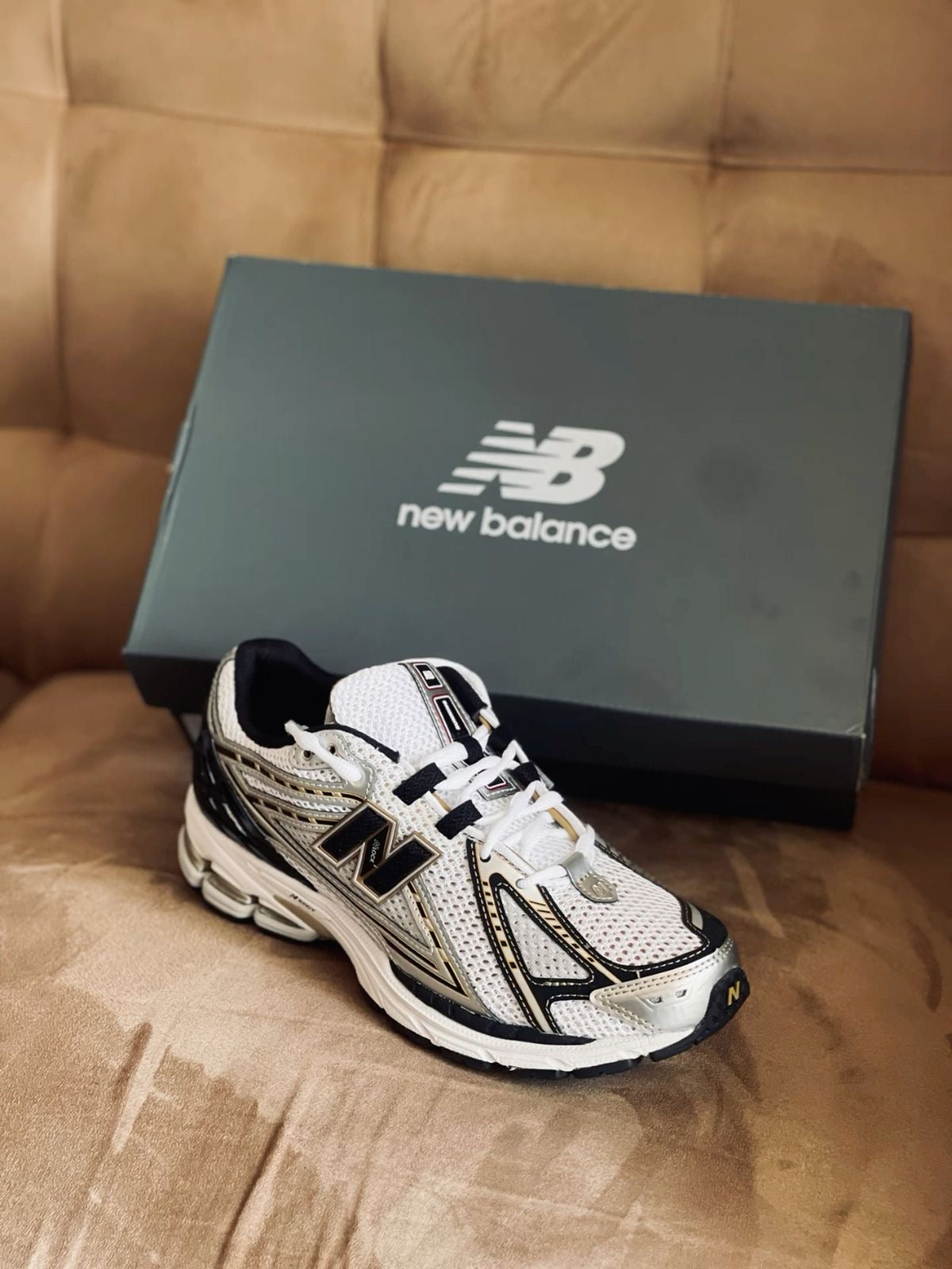 New Balance 1906R Metallic Silver Gold