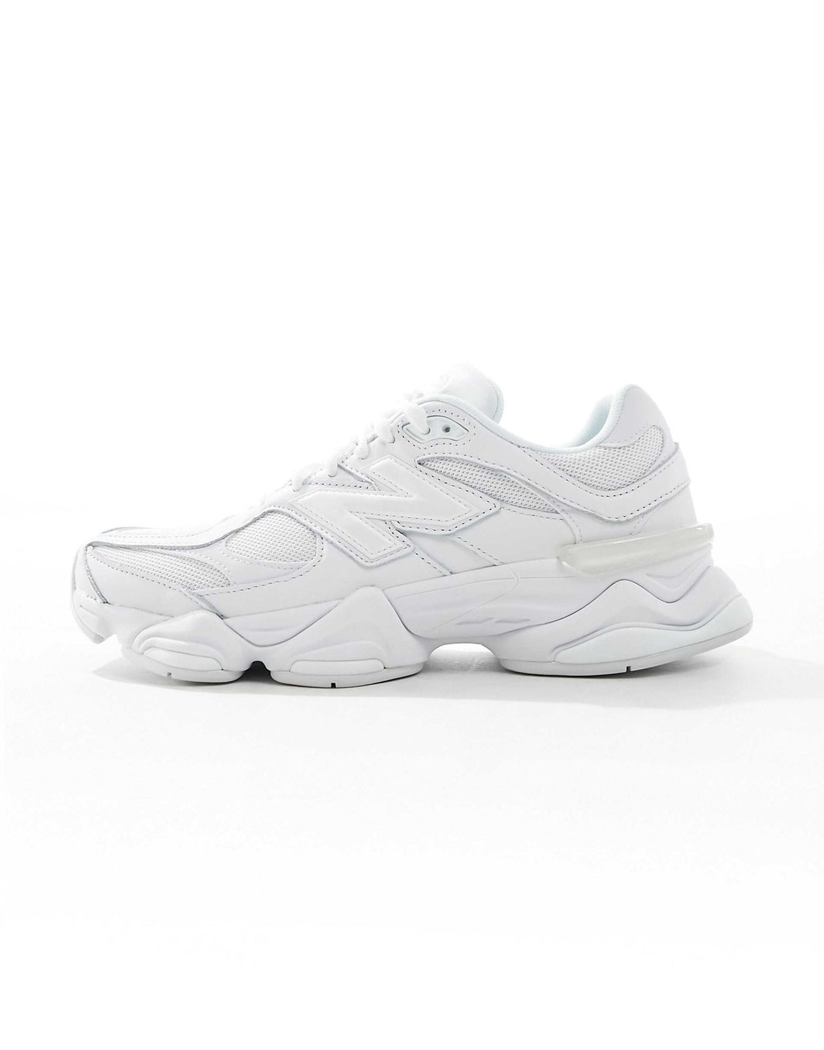 New Balance 9060 Unisex Trainers in Triple White
