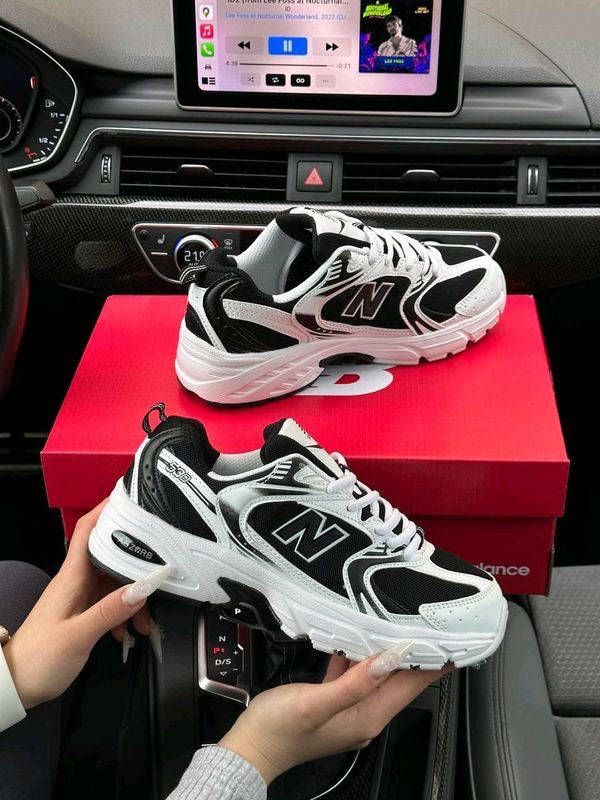 New Balance 550 Black White