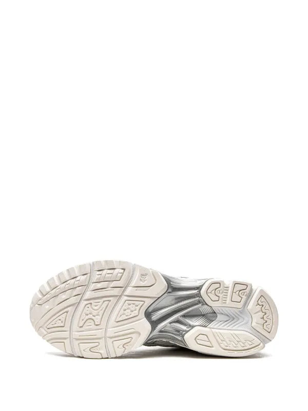 ASICS GEL Kayano 14 Silver White