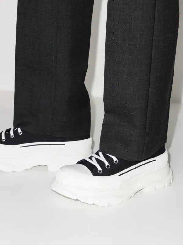Alexander McQueen Tread Slick Sneakers in Black