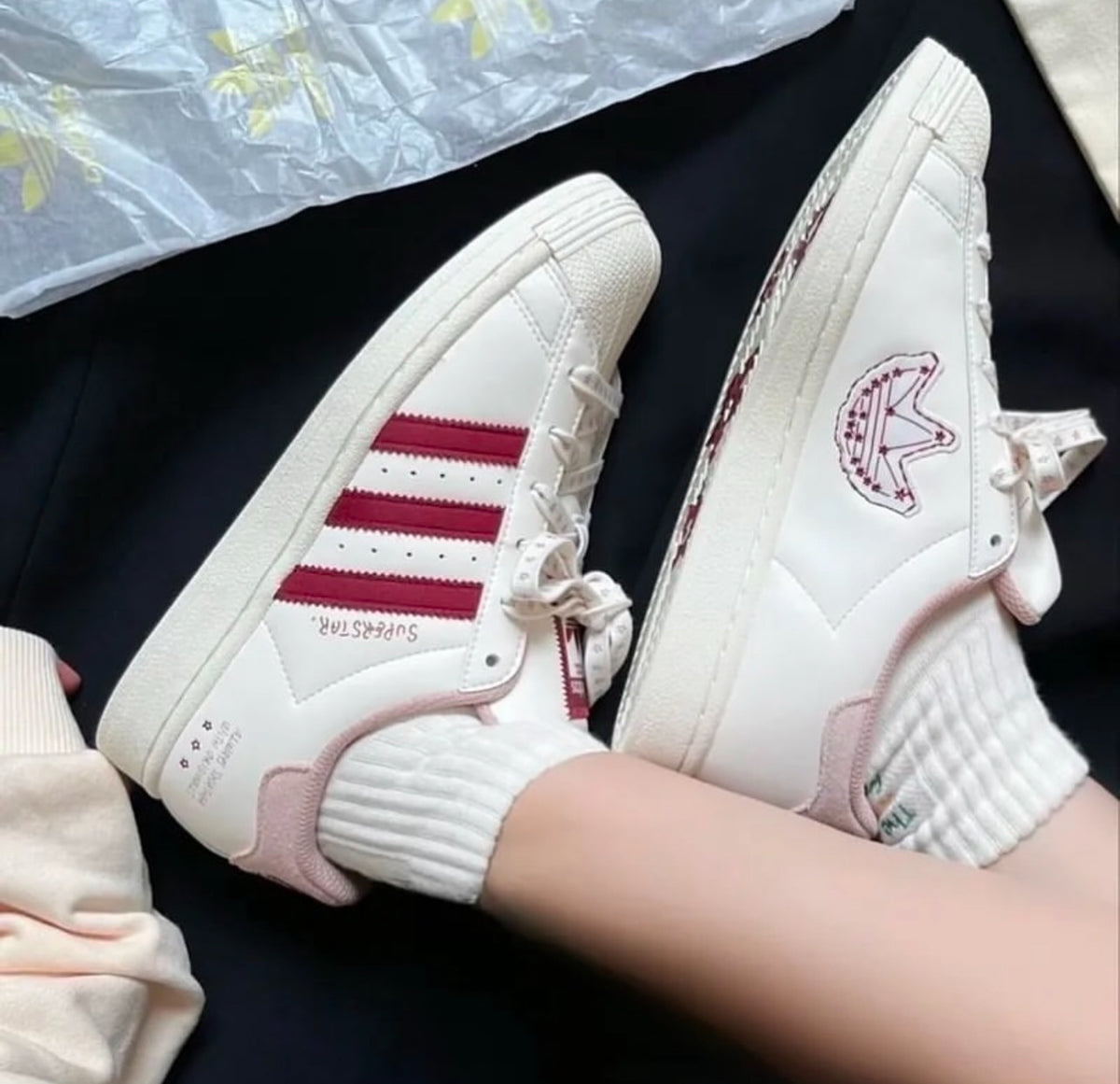 Adidas Superstar White Red