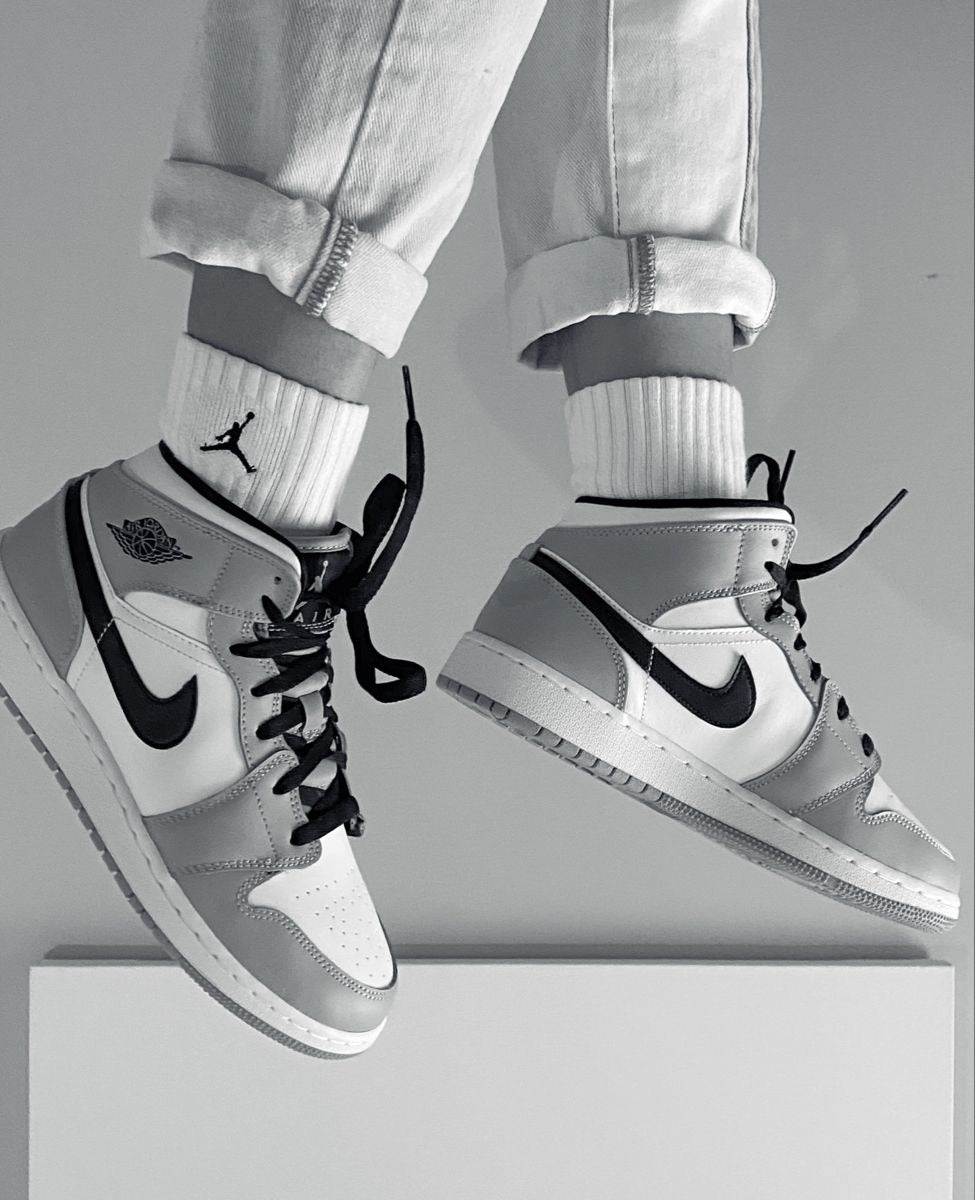 Nike Air Jordan 1 Smoke