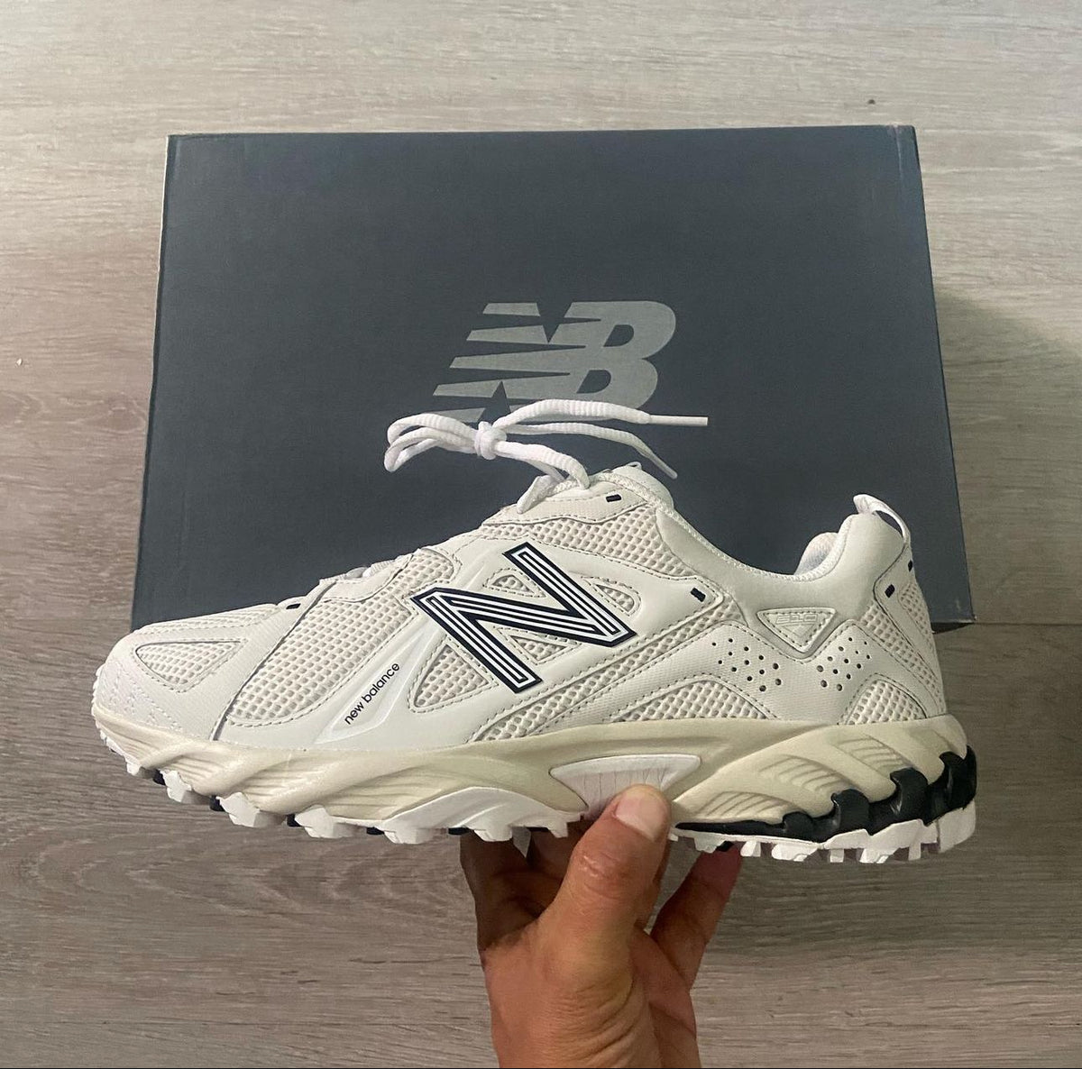 New Balance 610 White