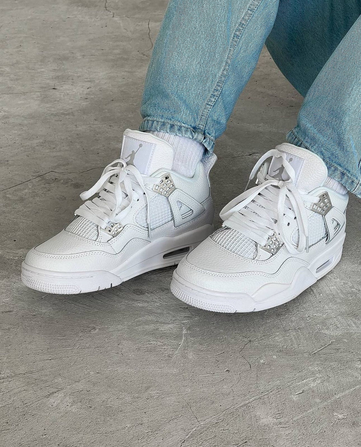 Nike Air Jordan 4 White and Silver