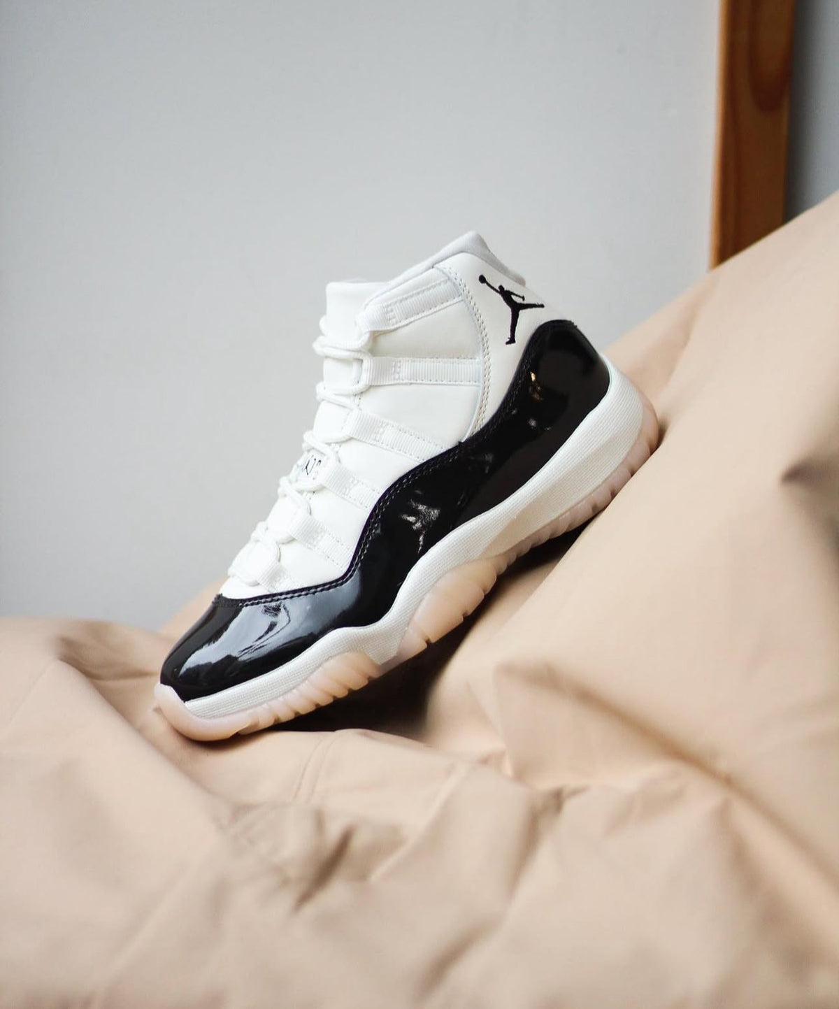 Nike Air Jordan 11 White